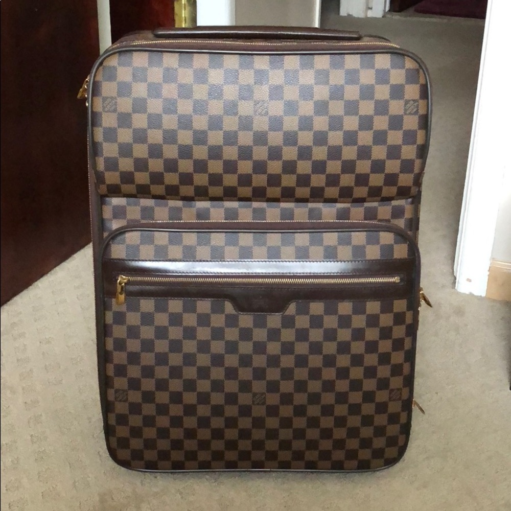 louis vuitton luggage bag